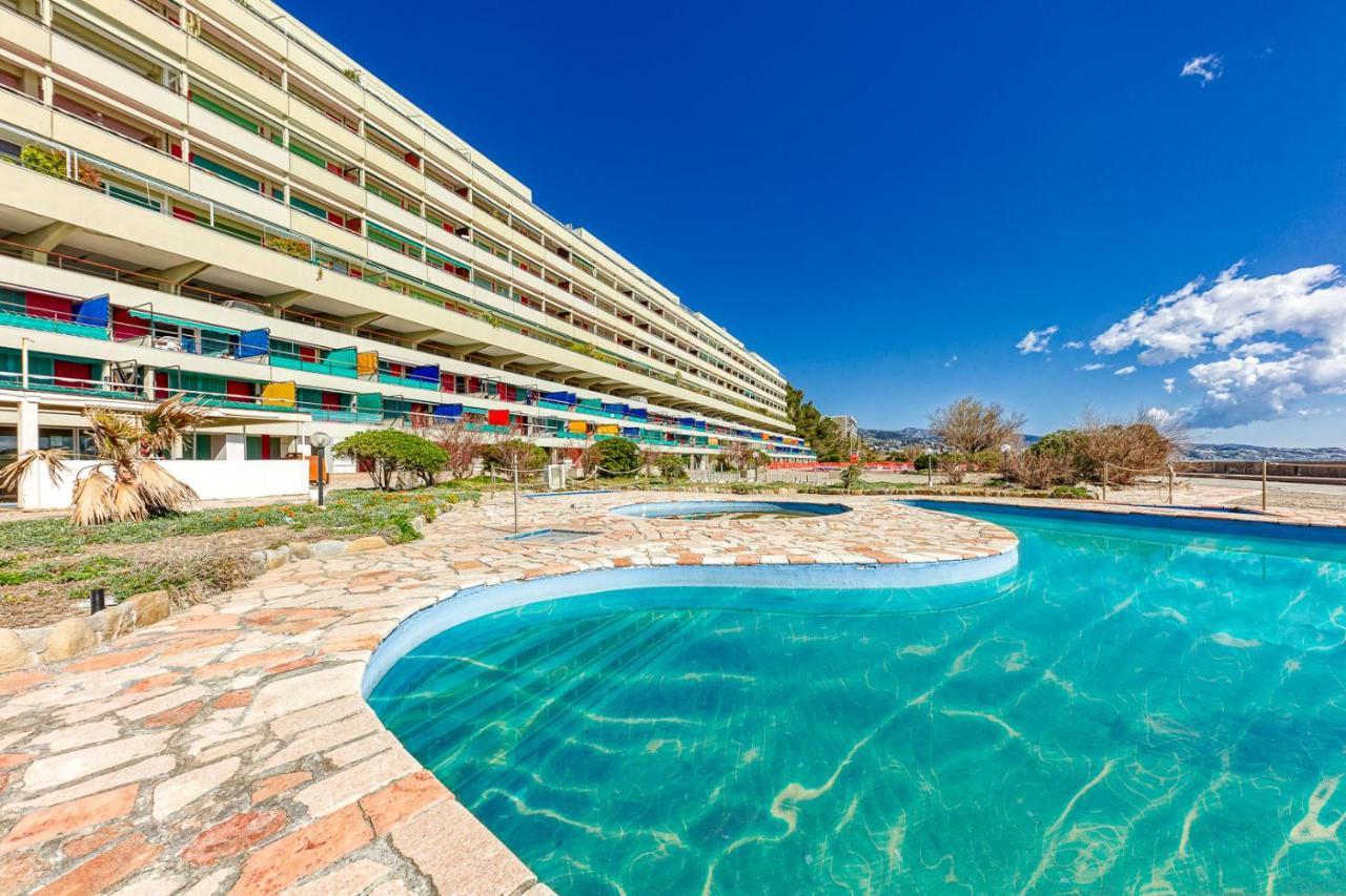 Casaviva - Grazioso Bilocale Sul Mare A Ospedaletti Apartment Ngoại thất bức ảnh
